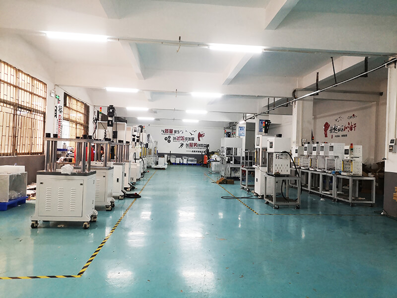 Exploring the Versatility and Importance of Four-Post Presses in Various Industries